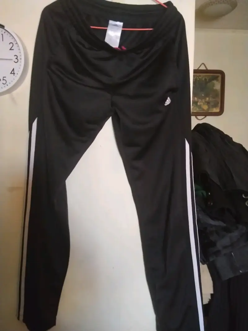 Pantalones deportivos negros Adidas talla L - 2