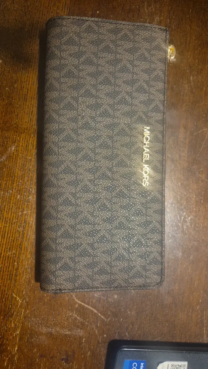 Billetera Michael Kors Monograma Café - 1