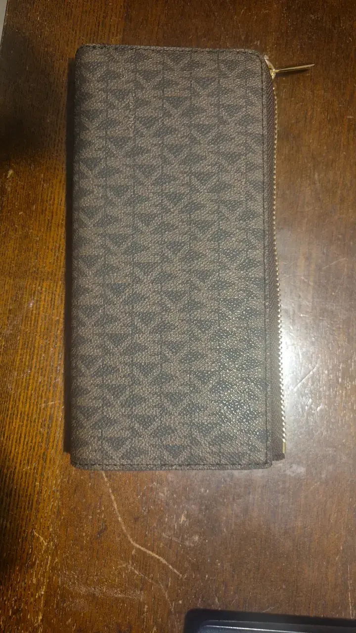 Billetera Michael Kors Monograma Café - 3
