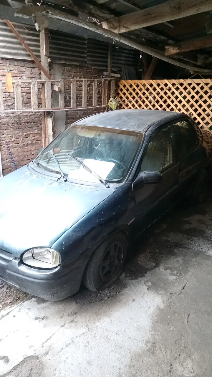 Auto Chevrolet Corsa usado en buen estado - 2