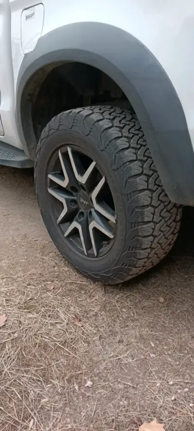 Camioneta JAC T8 COMFORT 4X4 - miniatura 5