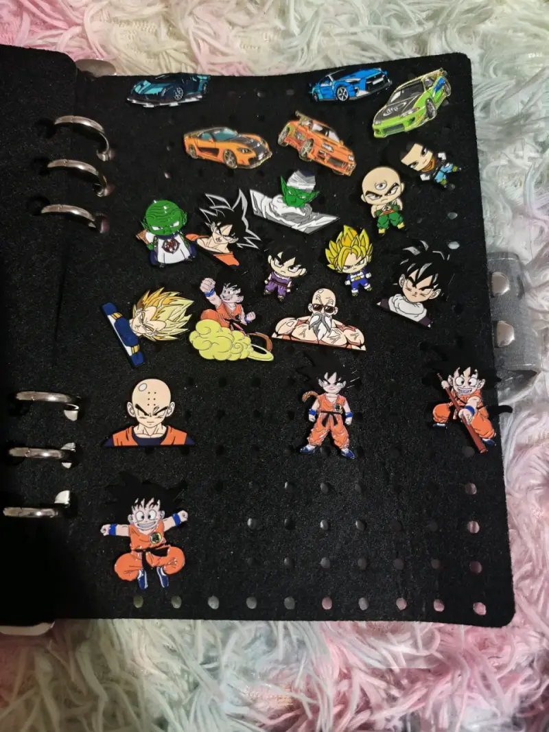 Set de pines decorativos de personajes kawaii - 6