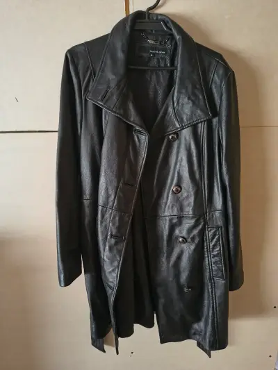 Abrigo de cuero negro para mujer talla XL - miniatura 1