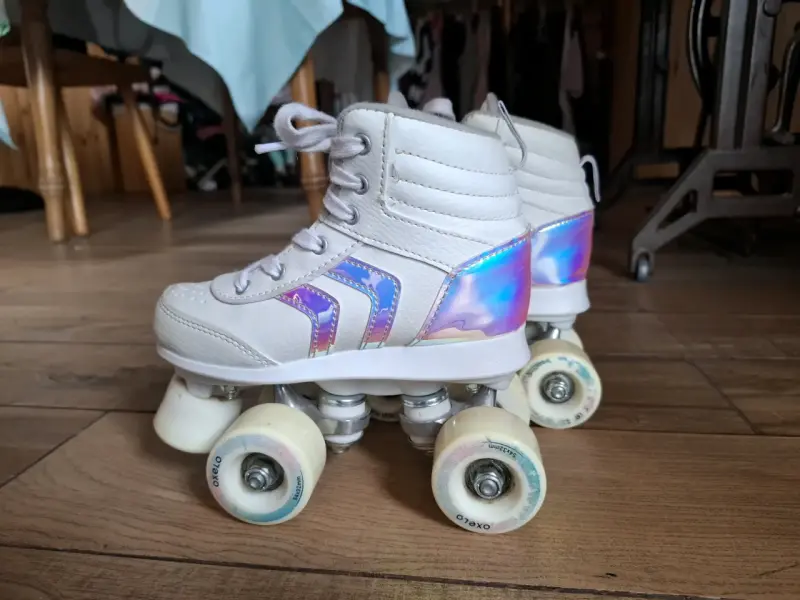 Patines de Cuatro Ruedas Blancos para Niños - 2