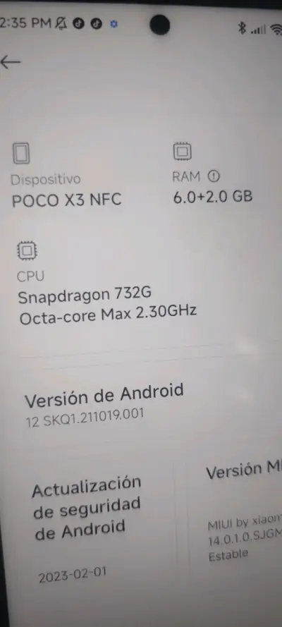 Smartphone POCO con Android en buen estado - miniatura 3