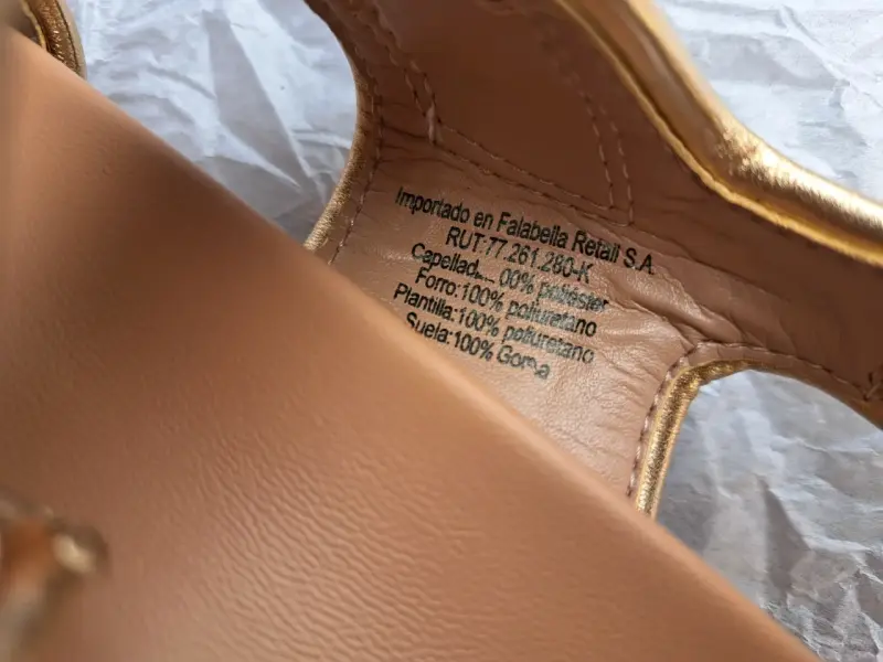 Sandalias doradas con detalles brillantes Aldo - 4