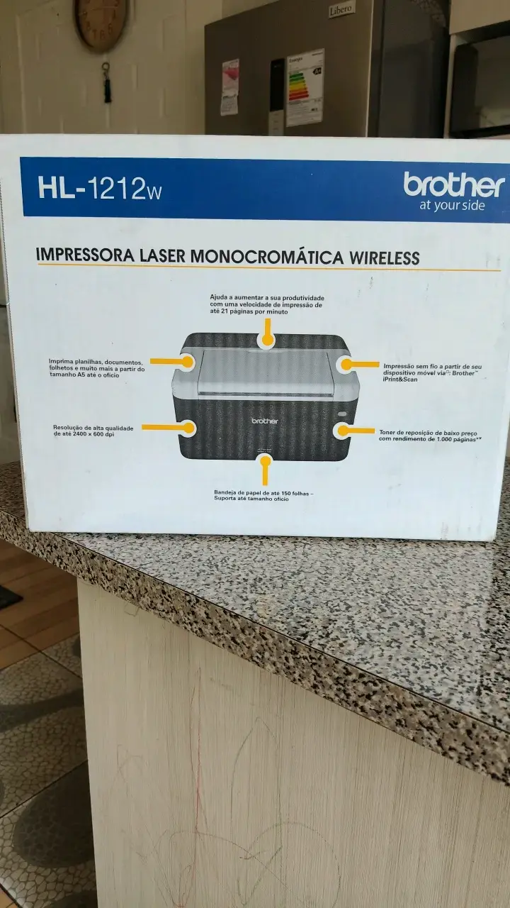 Impresora Láser Monocromática Brother HL-1212W Wireless - 1