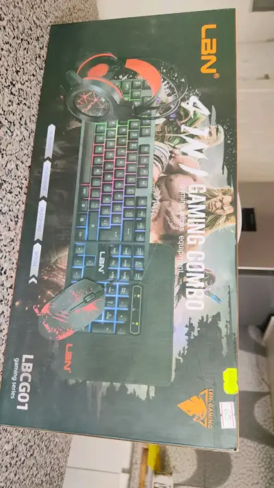 Combo gaming 4 en 1 LBN con teclado, mouse, audífonos y mousepad - miniatura 1