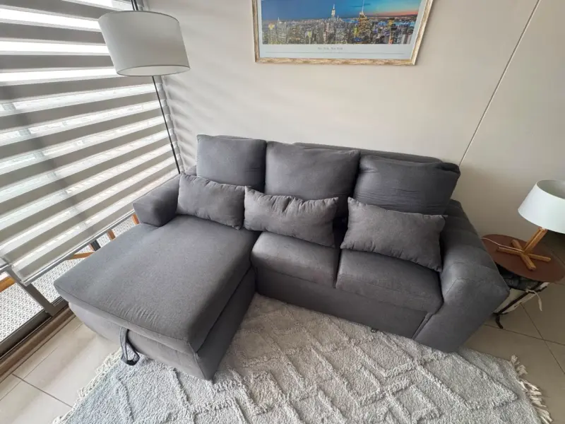 Sofá cama color gris oscuro, medidas: 2,30x82 - 4