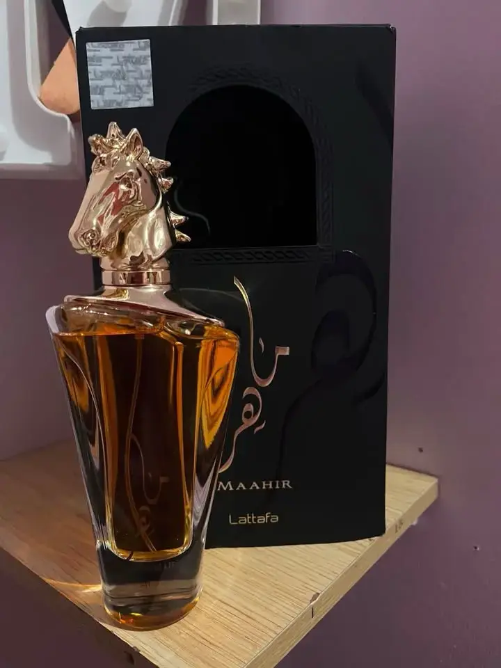 Perfume Lattafa Maahir con diseño exclusivo - 1