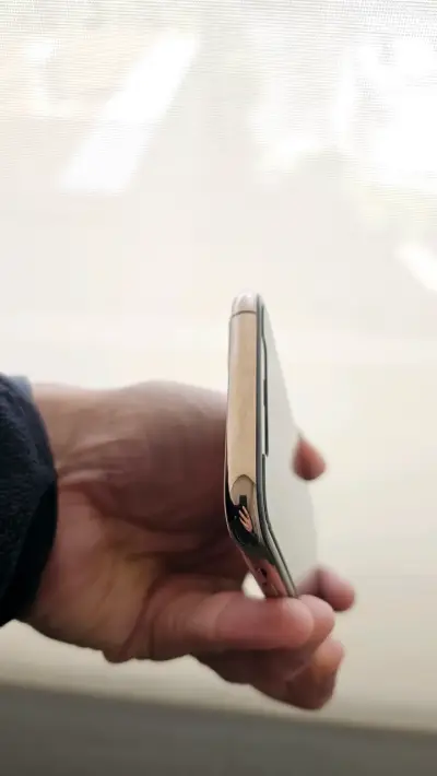 iPhone 11 Pro 64 Gb en buen estado - miniatura 5