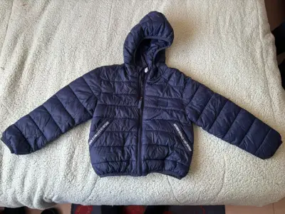 Chaqueta azul con capucha para niño - miniatura 1