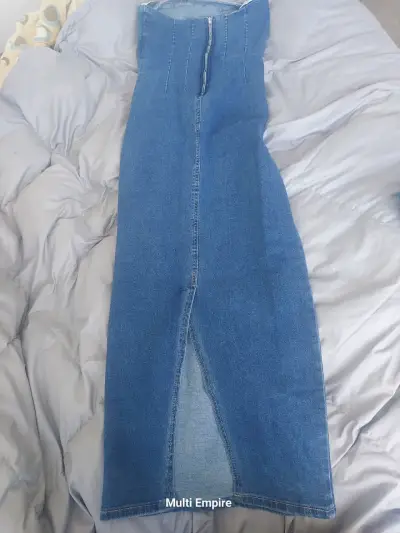 Vestido larga de mezclilla con cierre posterior - miniatura 2