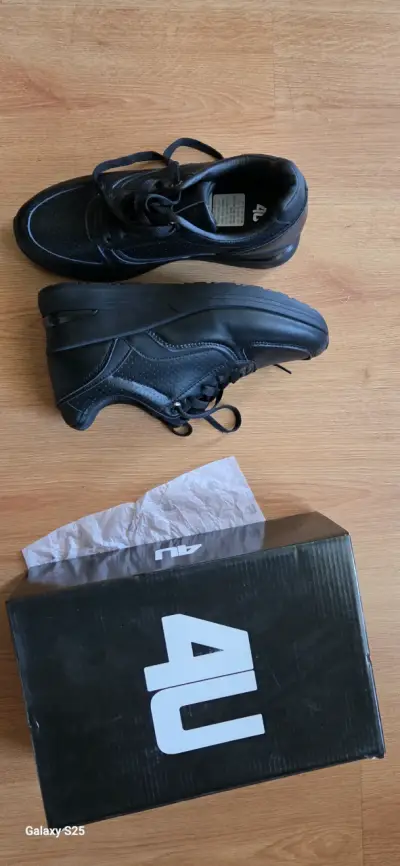 Zapatillas negras 4U con plataforma - miniatura 2