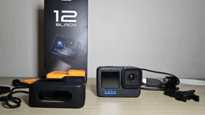 Cámara GoPro Hero 12 Black con accesorios - miniatura 4
