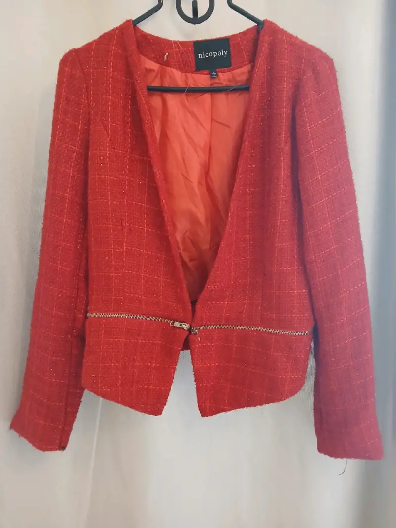 Blazer rojo con cierres Nicopoly