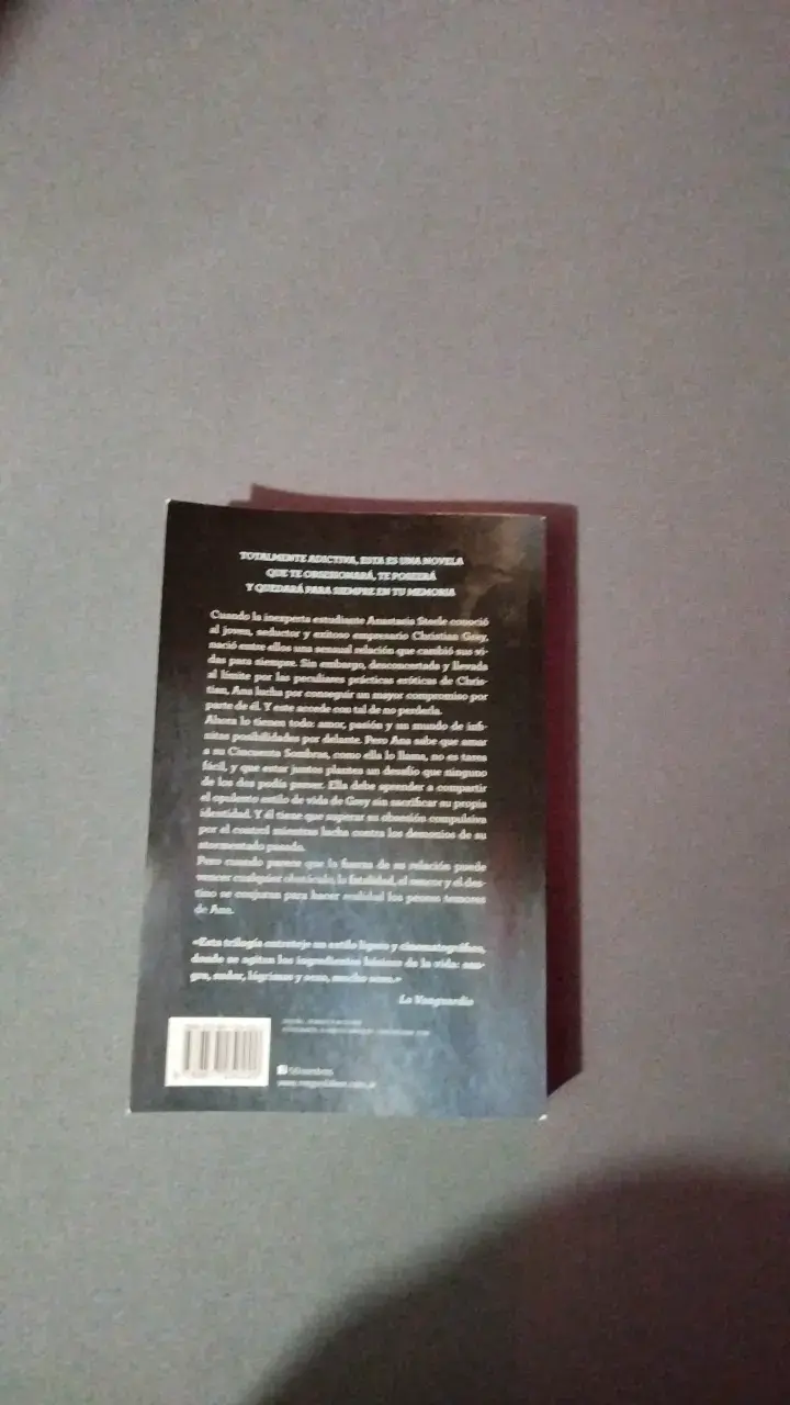 Libro Cincuenta Sombras Liberadas de E.L. James - 2