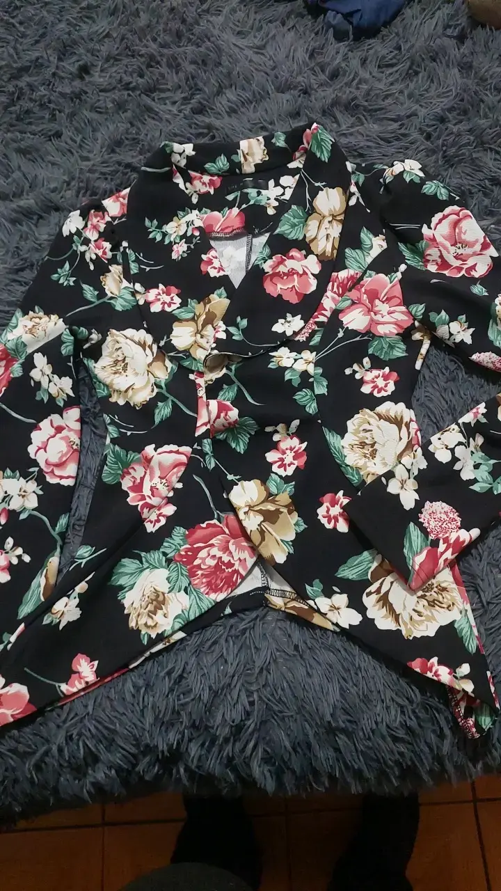 Blazer floral para mujer elegante