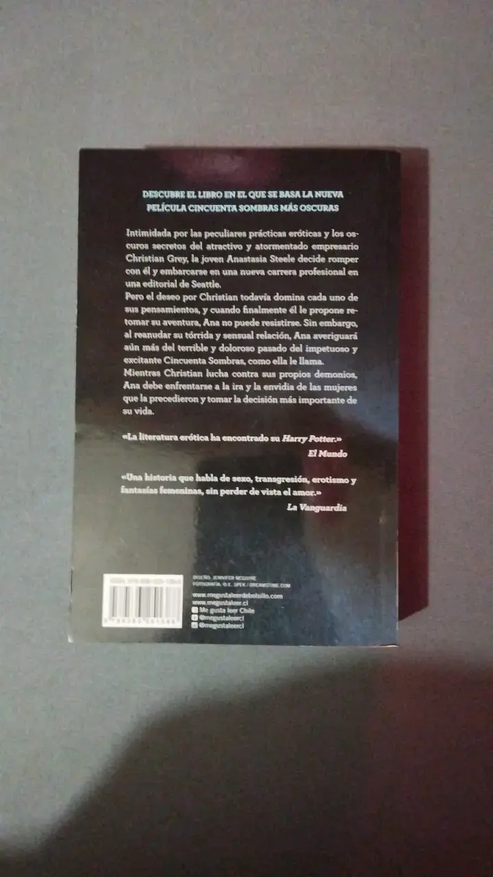 Libro Cincuenta Sombras Más Oscuras de E.L. James - 2