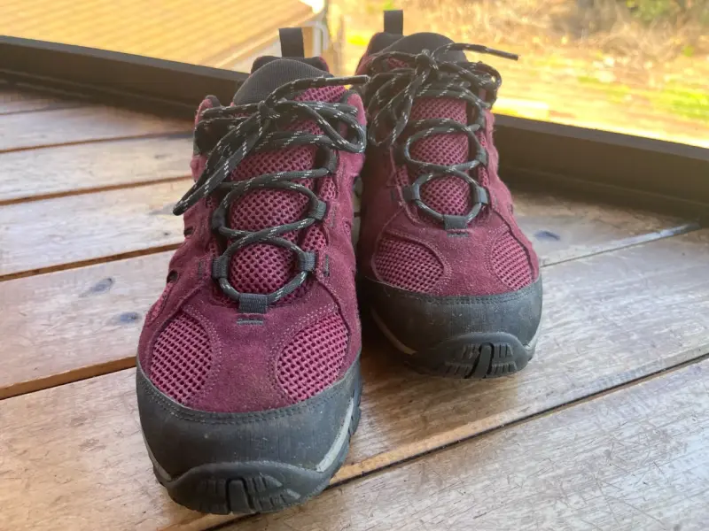 Zapatillas de trekking Merrell color burdeos - 2