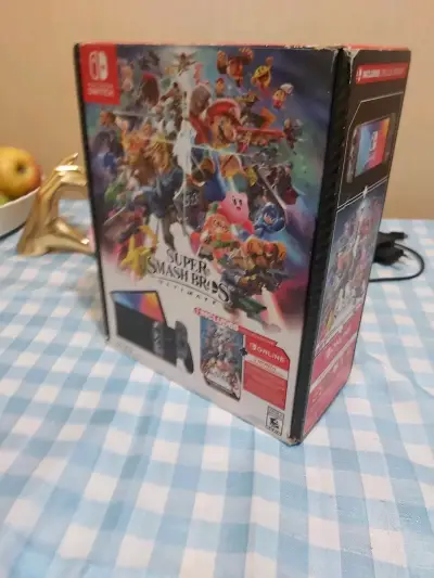 Consola Nintendo Switch con Super Smash Bros. Ultimate - miniatura 1