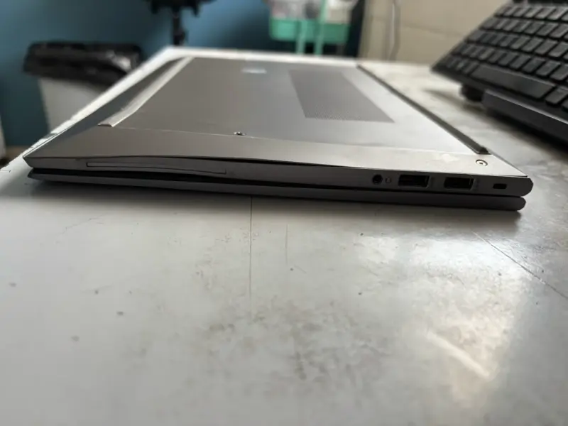 Notebook HP ZBook 14 g8 con Intel Core i7 - 5