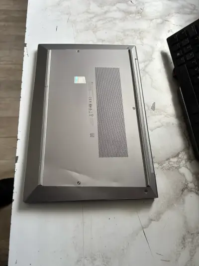 Notebook HP ZBook 14 g8 con Intel Core i7 - miniatura 6