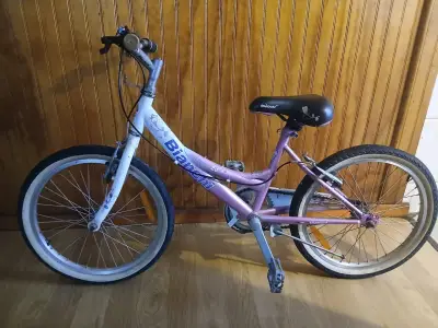 Bicicleta infantil Bianchi rosada - miniatura 2