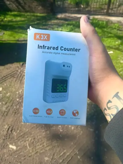 Termómetro Infrarrojo Digital K3X con Alarma nuevo - miniatura 1