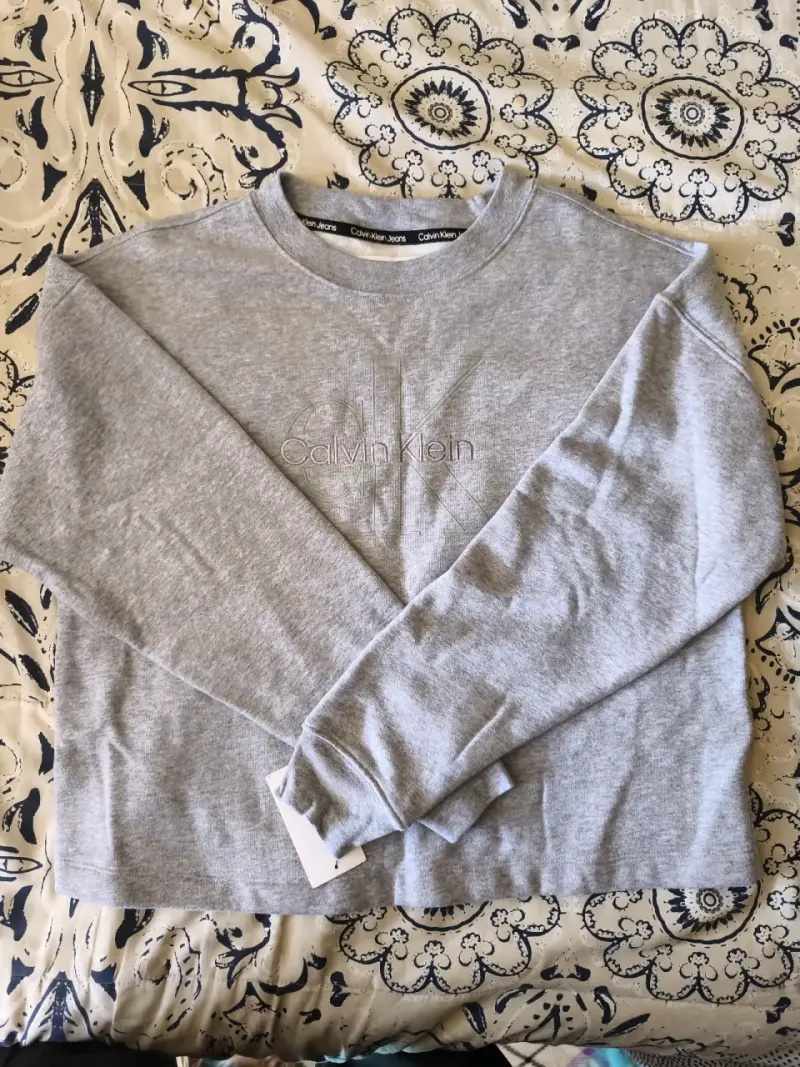 Polerón gris Calvin Klein Jeans para mujer