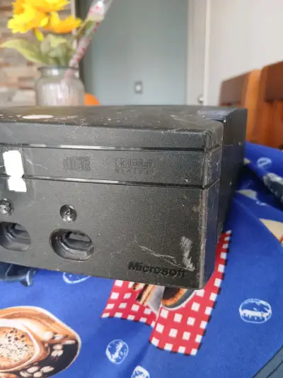 Consola Xbox clásica en buen estado - miniatura 3