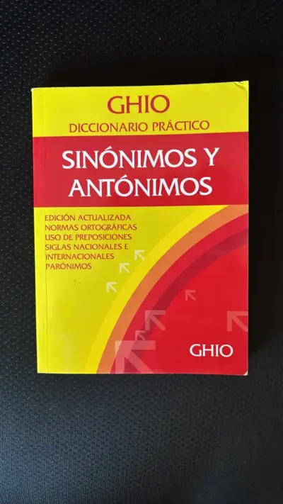 Diccionario Práctico de Sinónimos y Antónimos Ghio - miniatura 1