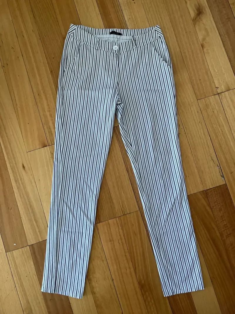 Pantalones a rayas blanco y negro para mujer - 2