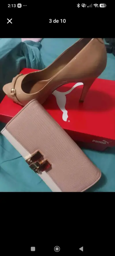 Set de zapatos y cartera rojos elegantes - miniatura 2