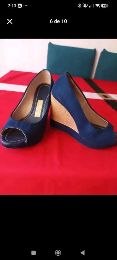Set de zapatos y cartera rojos elegantes - miniatura 3