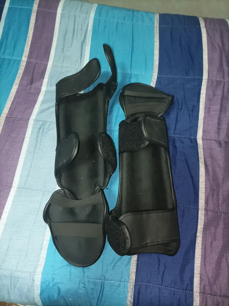 Guantes de MMA y Espinilleras - 3