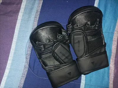 Guantes de MMA y Espinilleras - miniatura 5