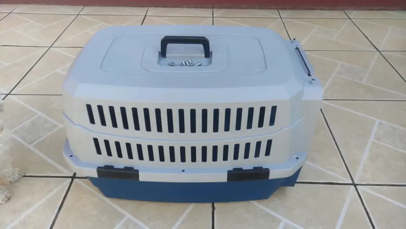 Transportadora de mascotas tamaño mediano - 2