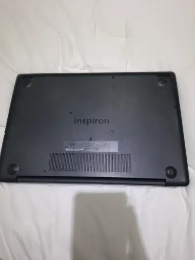 Laptop Dell Inspiron 15 3585 AMD Ryzen 5 - miniatura 4