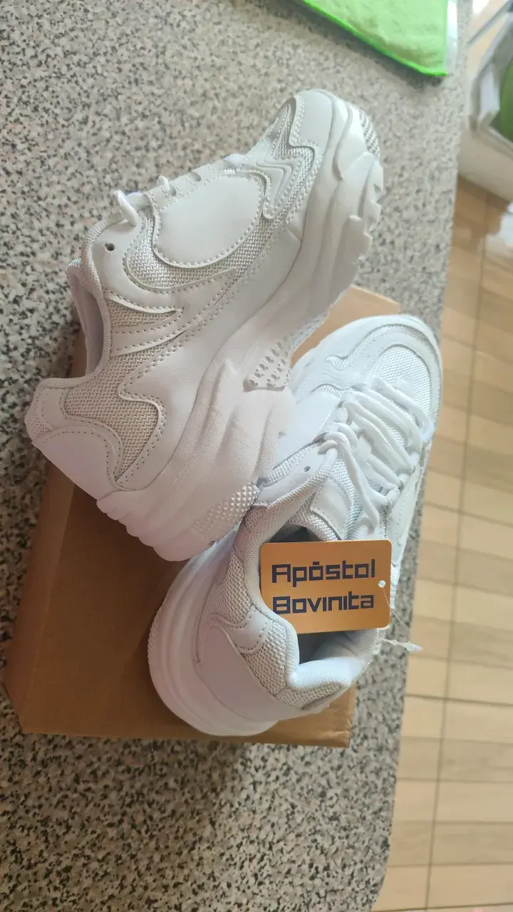 Zapatillas deportivas blancas Apóstol Bovinia - 3