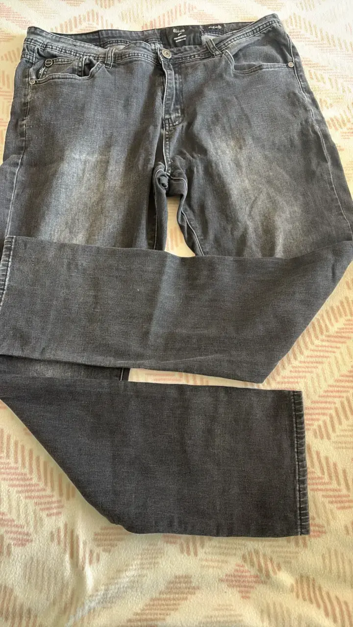 Jeans grises para hombre Ellus en buen estado