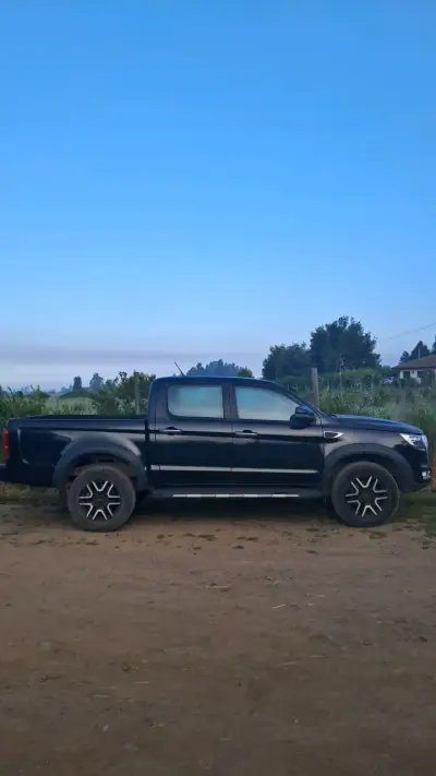 Camioneta JAC T8 Pro 4x4 como nueva - miniatura 2