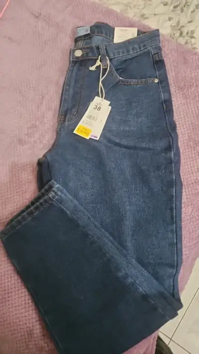 Jeans Mom Fit Tiro Alto Azul Talla 38 - miniatura 1