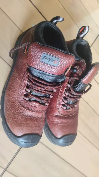 Botas de seguridad marrones Proflex con suela antideslizante - miniatura 1