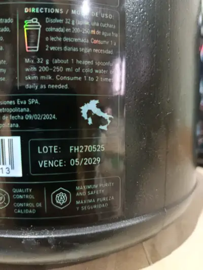Proteína Whey Isolate Fetahil Chocolate 2.27 kg - miniatura 4