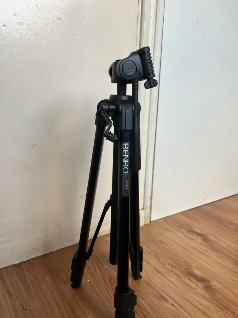 Trípode Benro T600EX para Fotografía - 1