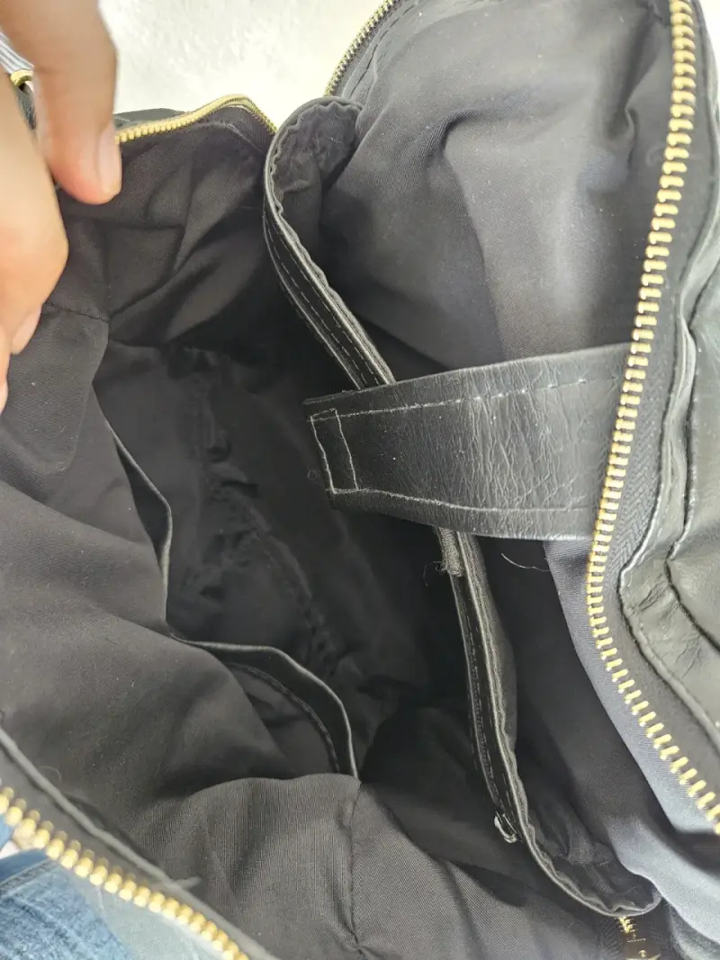 Mochila MOCHI de cuero sintético negro. - 2