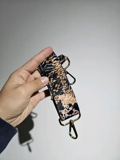Mochila MOCHI de cuero sintético negro. - miniatura 6
