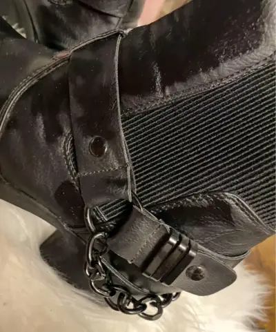 Botines Negros de ecocuero con Hebilla - miniatura 4