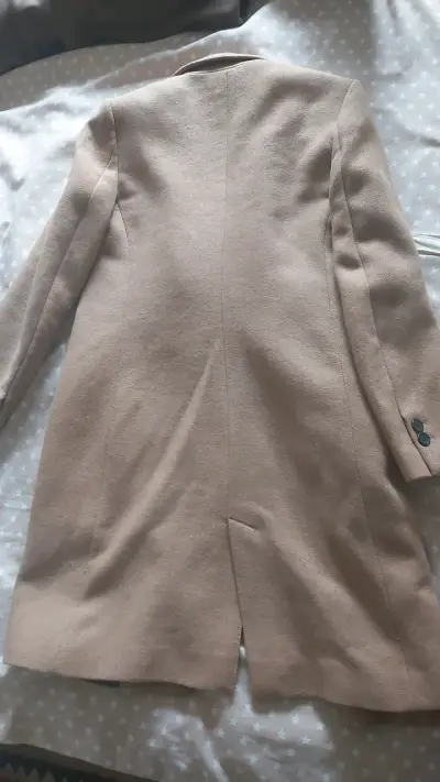 Abrigo largo beige Zara para mujer - miniatura 4